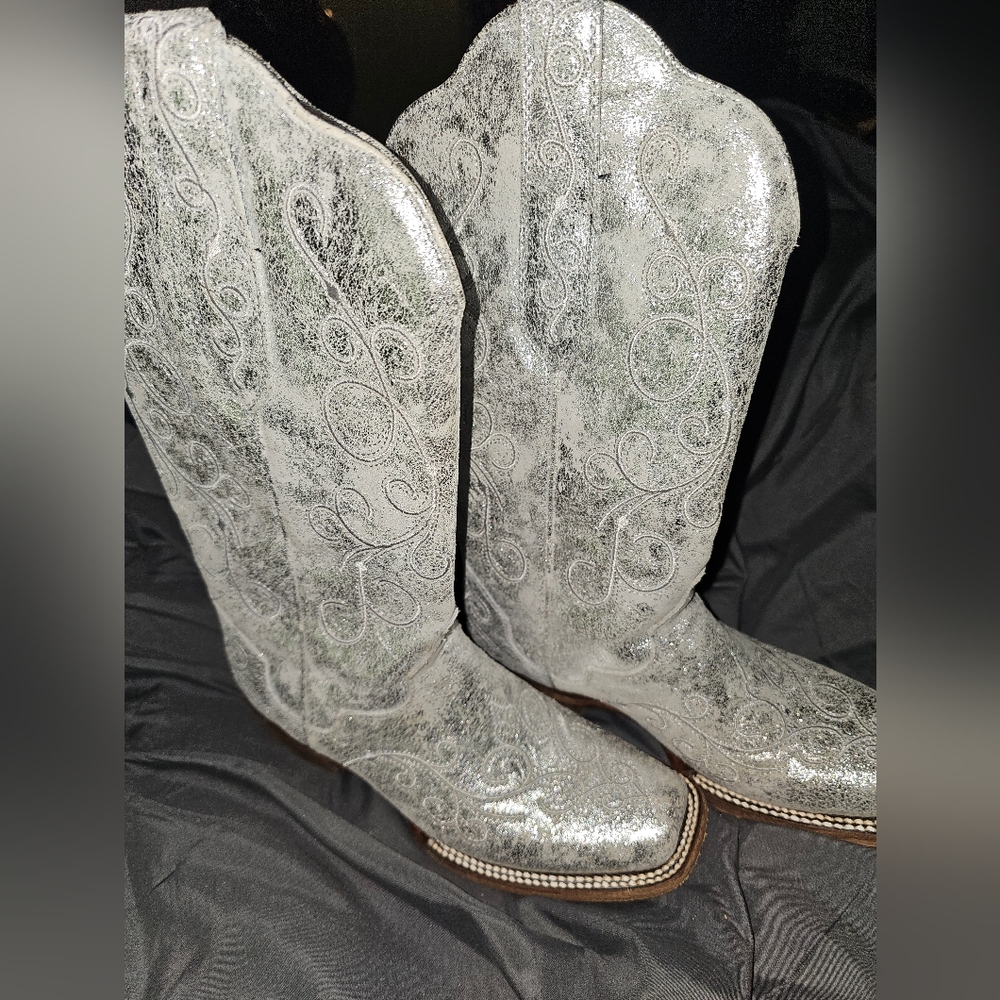 NEW, worn only to try on J.B. Dillon Reserve cowgirl boots, silver metallic